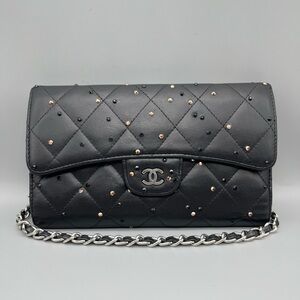 🖤CHANEL Black Authentic Tri-fold Wallet/Clutch🖤